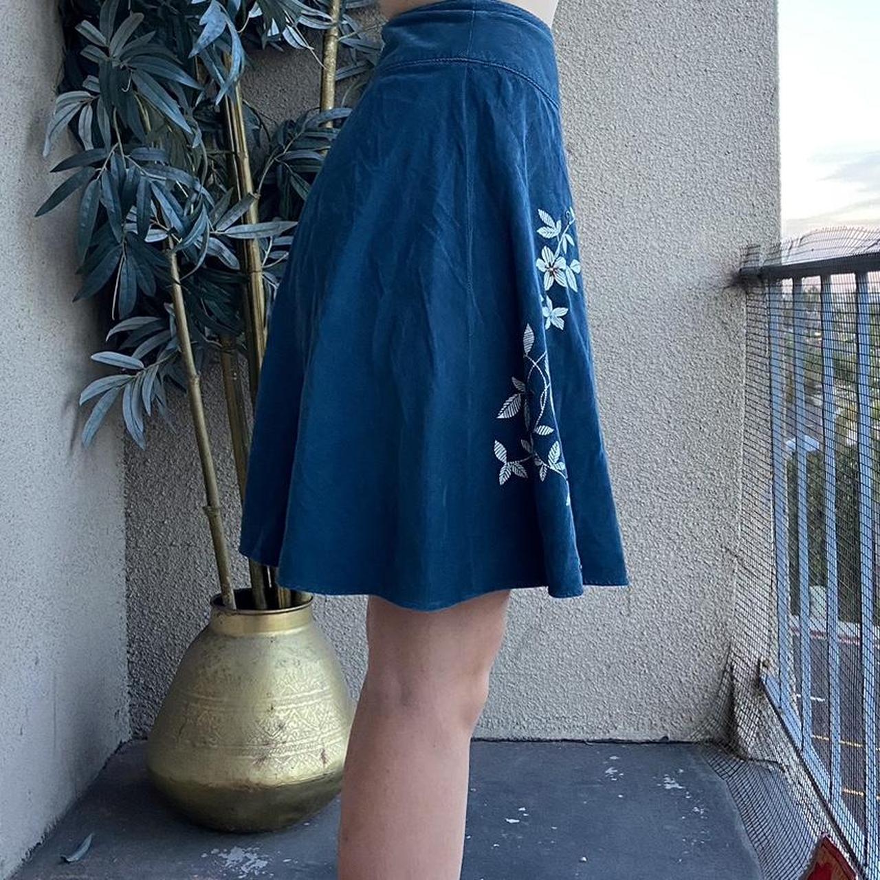 Talbots Women's Blue and Navy Skirt (2)