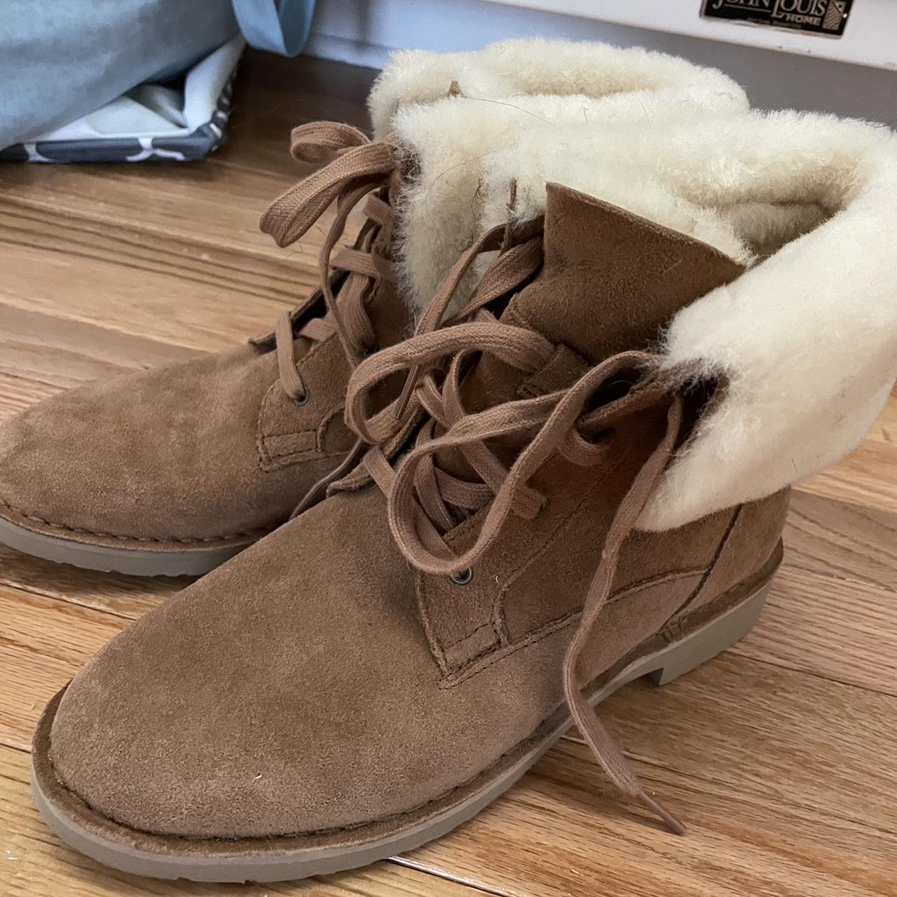 Ugg quincy sale lace up boot