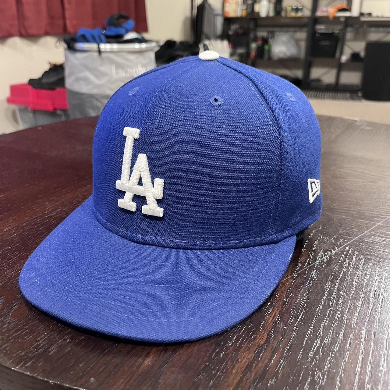 New Era LA Dodgers hat Fitted size 7 Lightly used,... - Depop