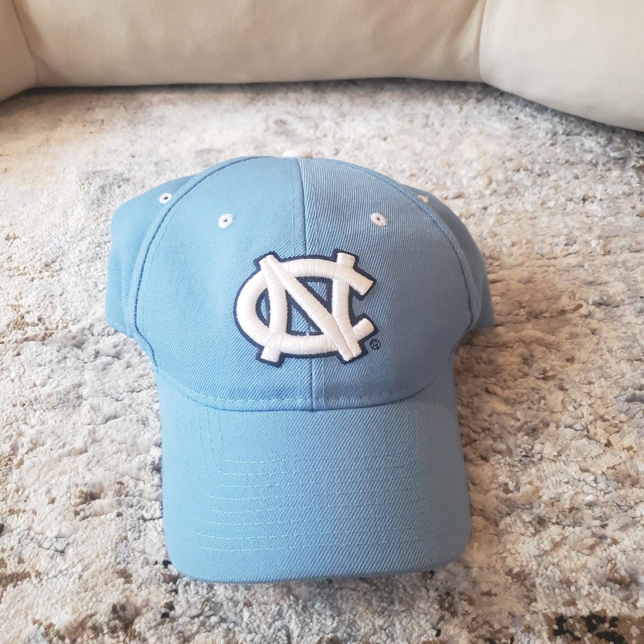 UNC NORTH CAROLINA CHAPELL HILL TAR HEELS FITTED... - Depop