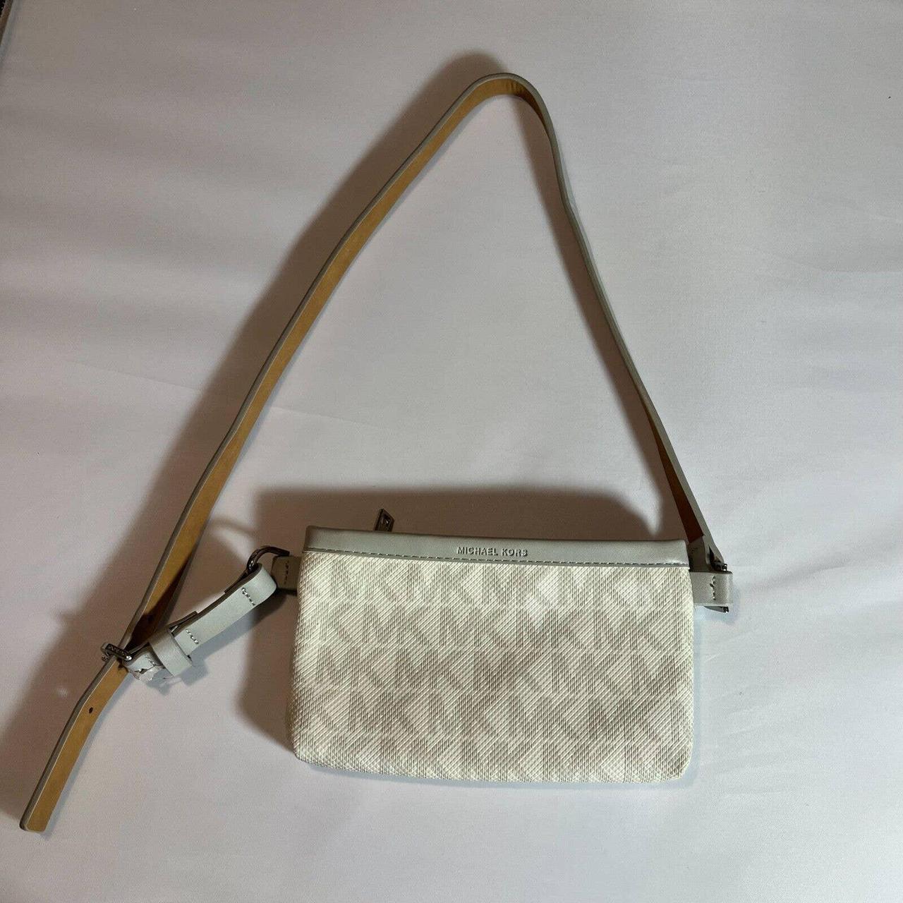 Michael Kors MK Vanilla Signature Logo Belt Wallet Depop