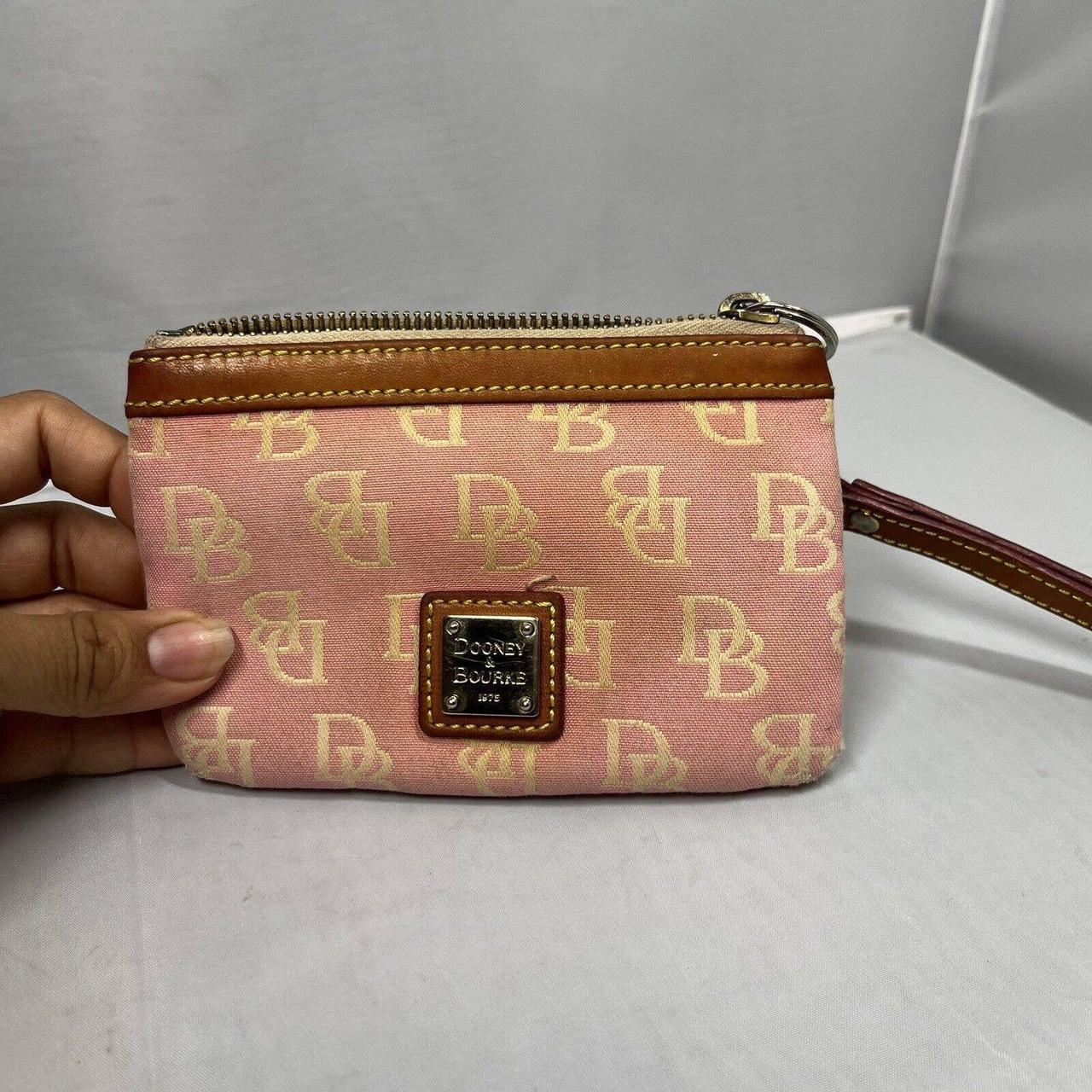 Dooney bourke outlets pink wristlet/wallet