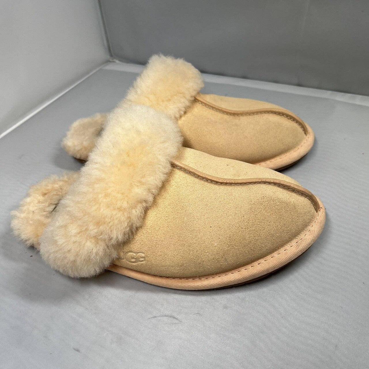 Peach sales fluffy uggs