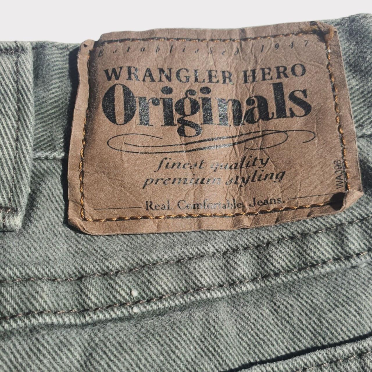 Wrangler Men's Grey Shorts | Depop