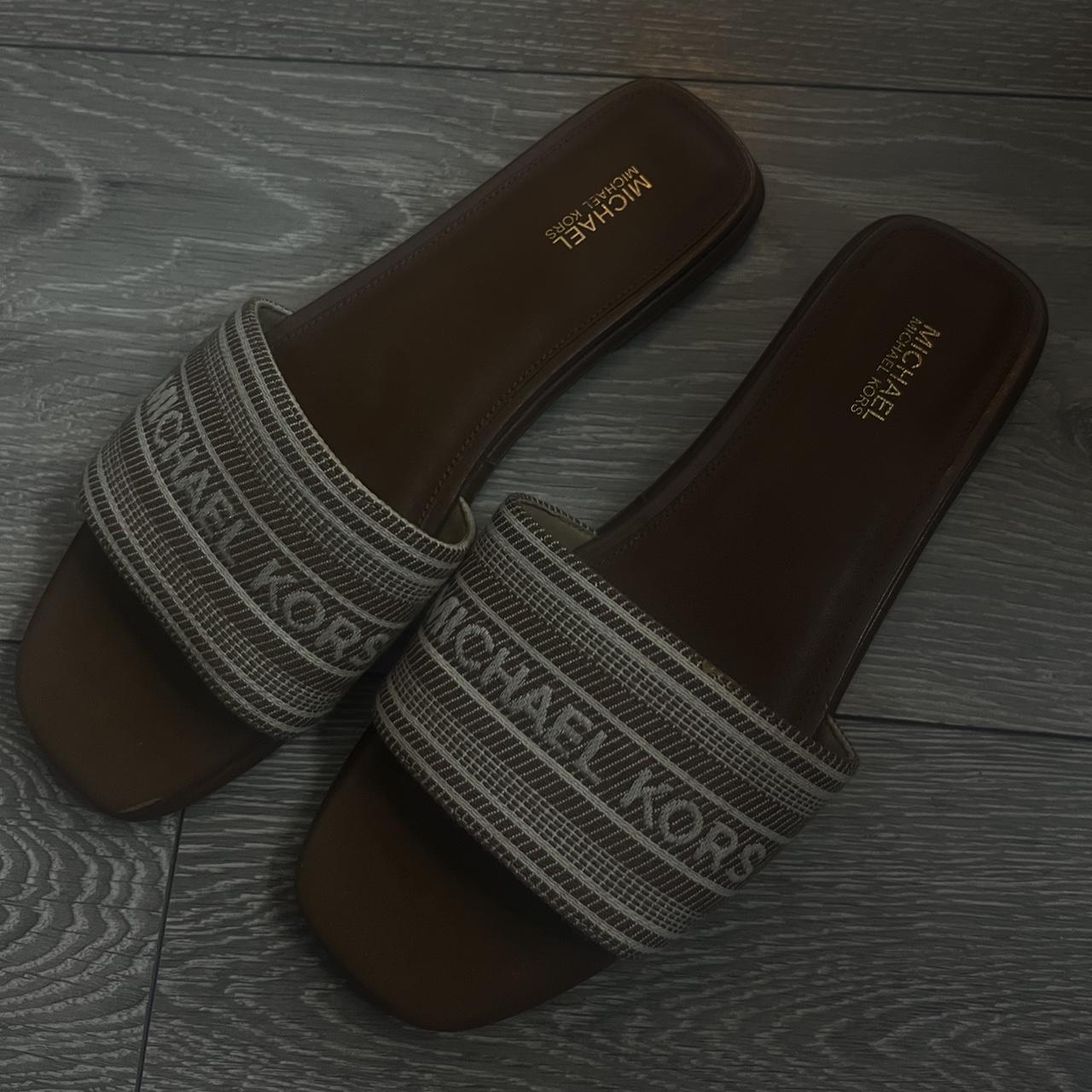 Michael Kors Women's Slides Depop