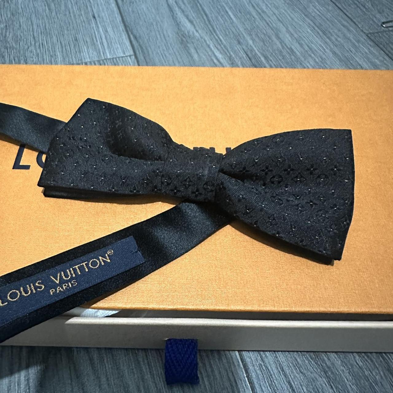 Louis Vuitton hair tie in pretty great condition, - Depop