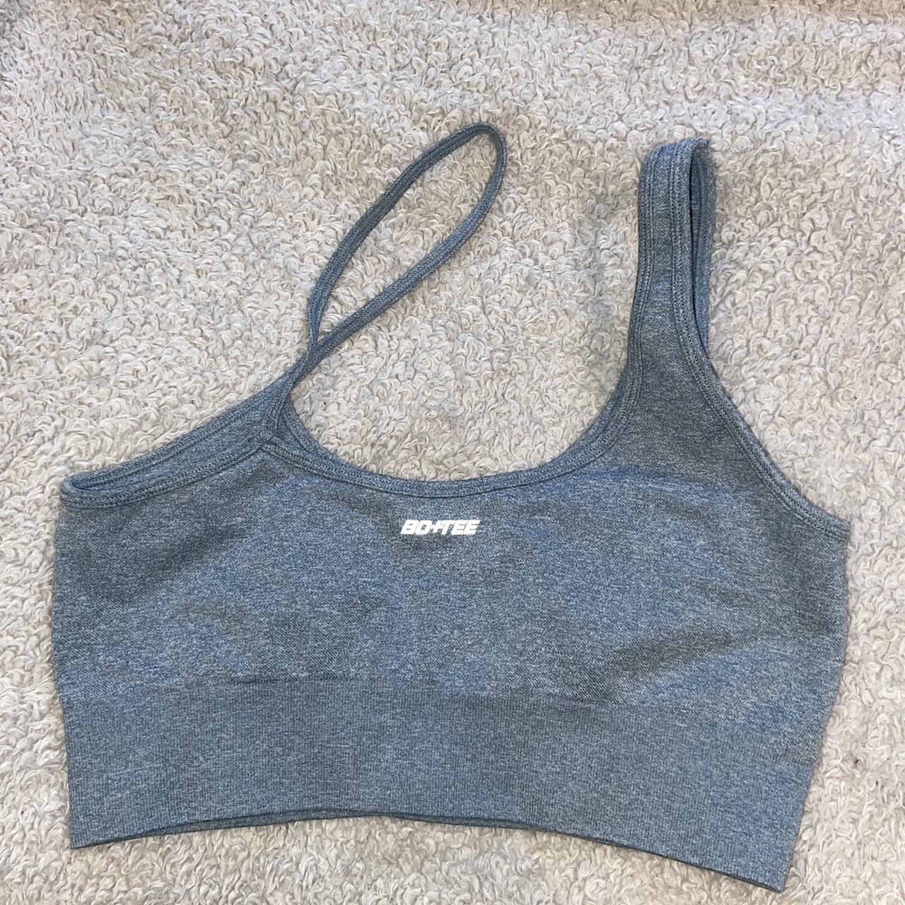 Bo + Tee short sleeve crop sports bra. Size small, - Depop