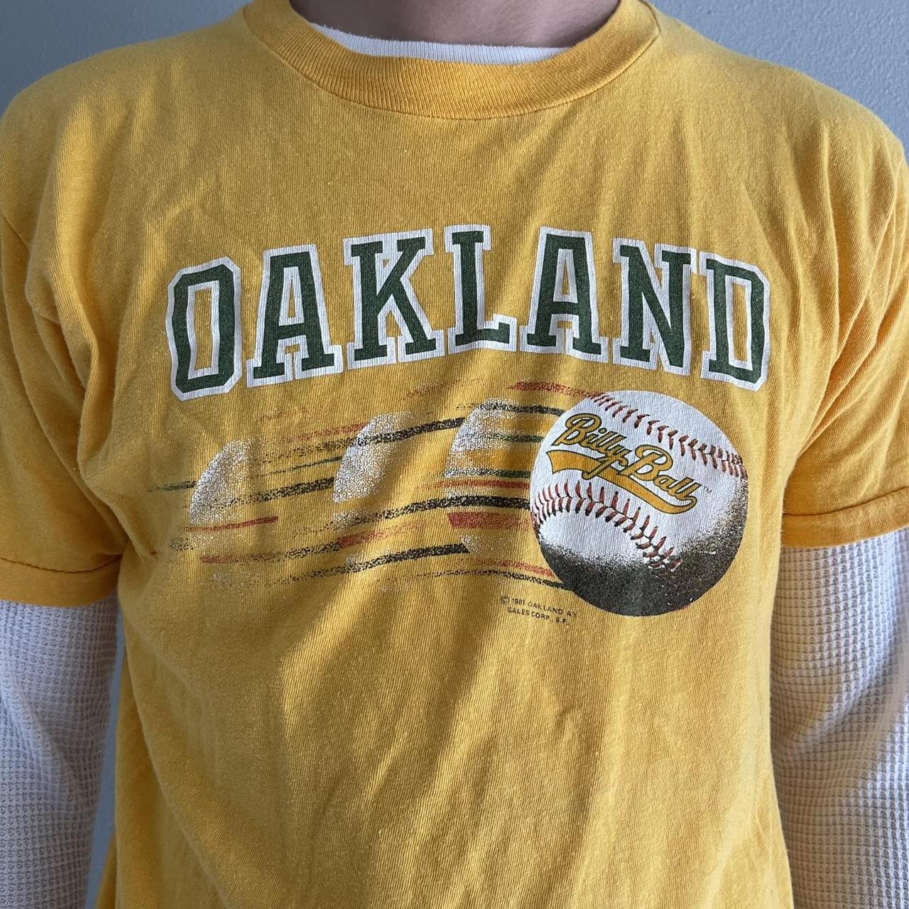 Vintage Oakland Athletics Starter Baseball Tshirt, Size Medium