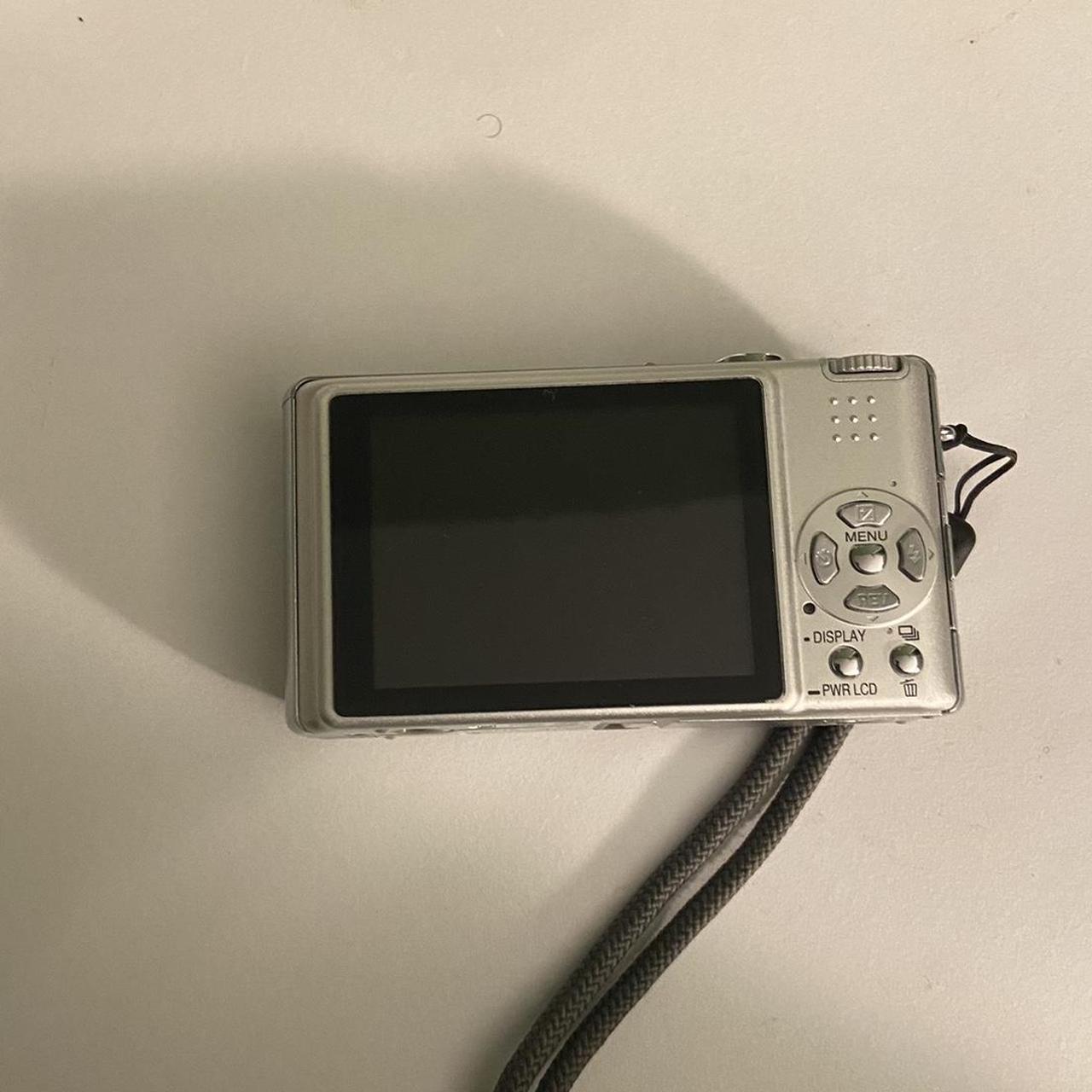panasonic lumix camera does not work and selling... Depop