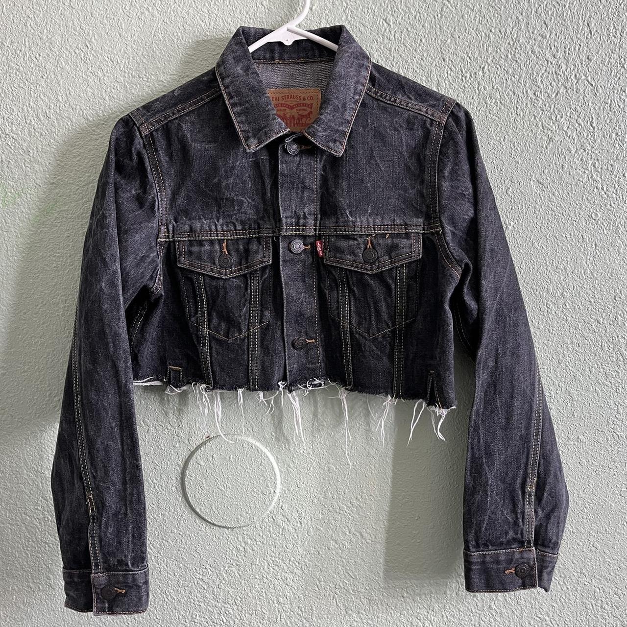 Levi's cropped sale black denim jacket