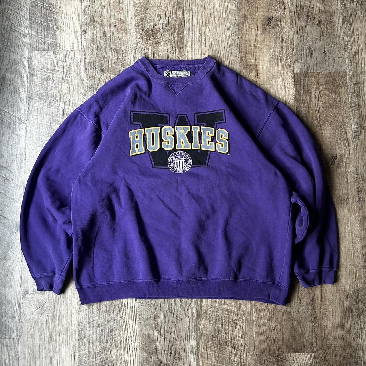 Uw hot sale huskies sweatshirt