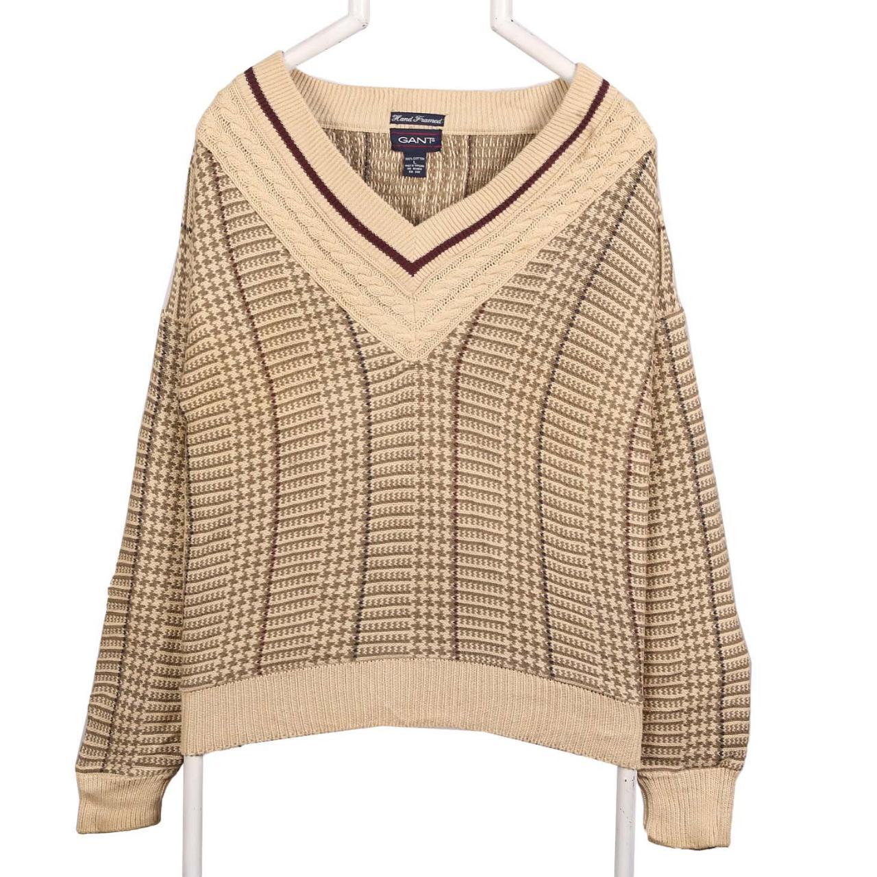 GANT Women's Cream Jumper Depop