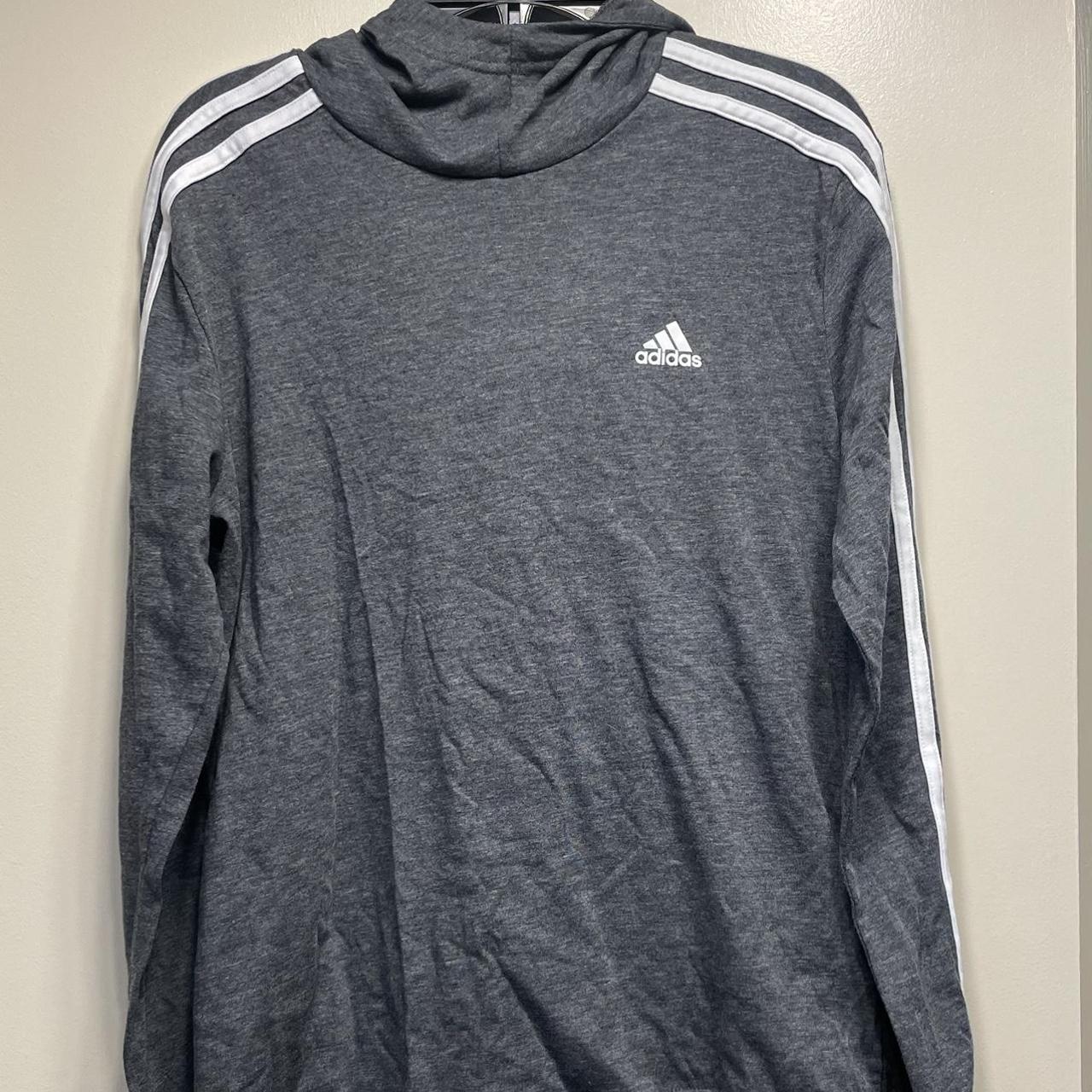 grey adidas shirt perfect for working out 🩶 🤍 - Depop