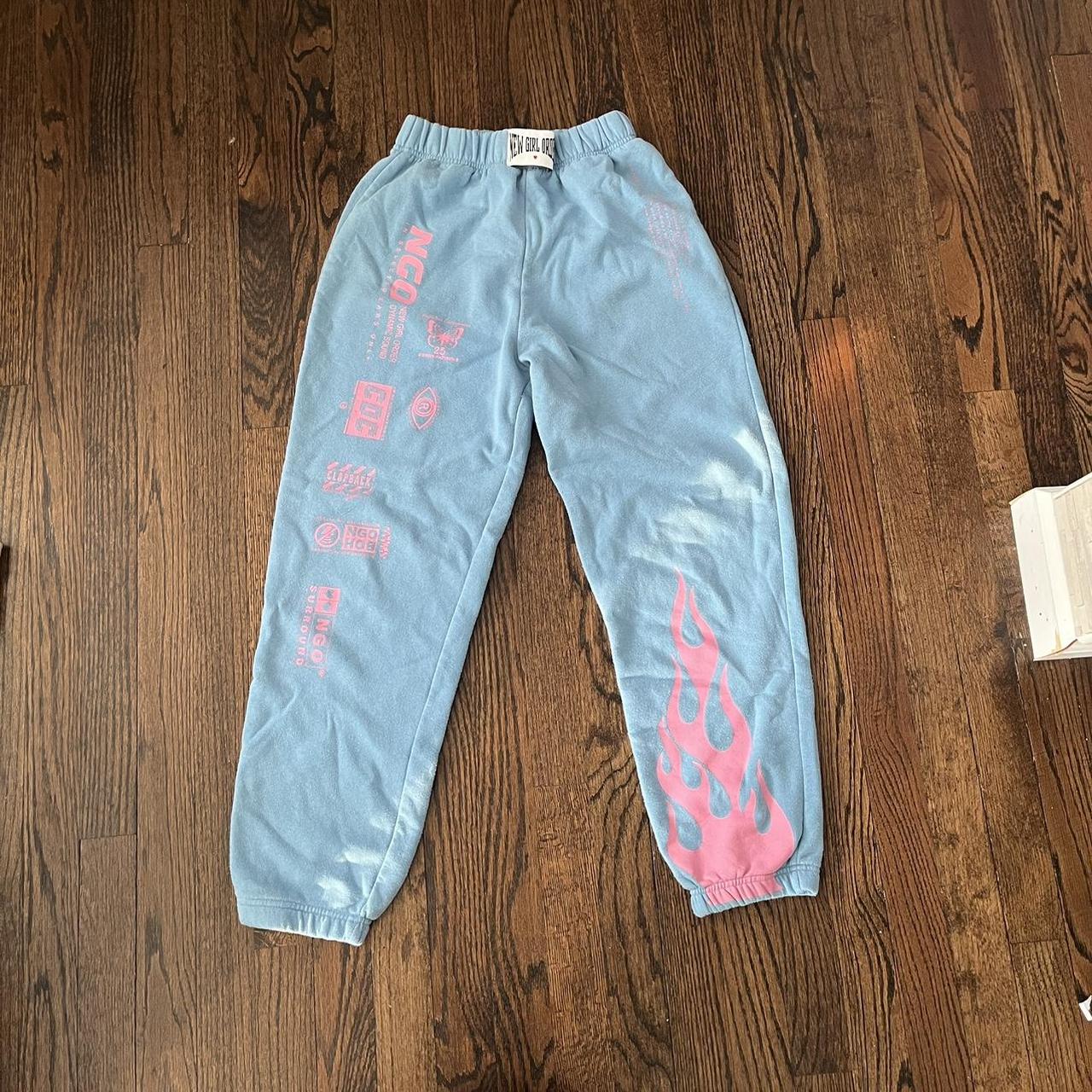 Blue sweatpants discount with pink flames