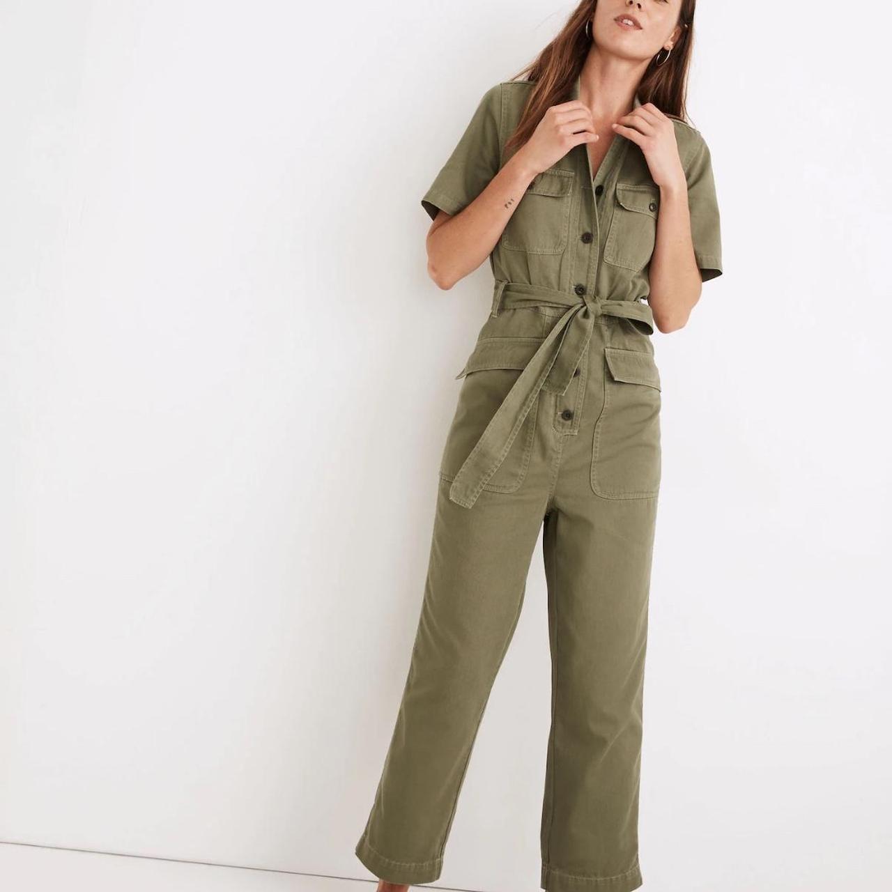 item listed by dechic