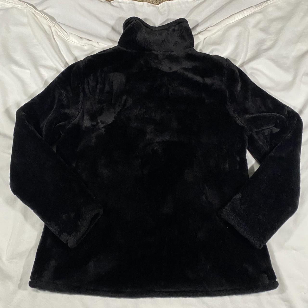 32 Degrees Plush Faux Fur... - Depop