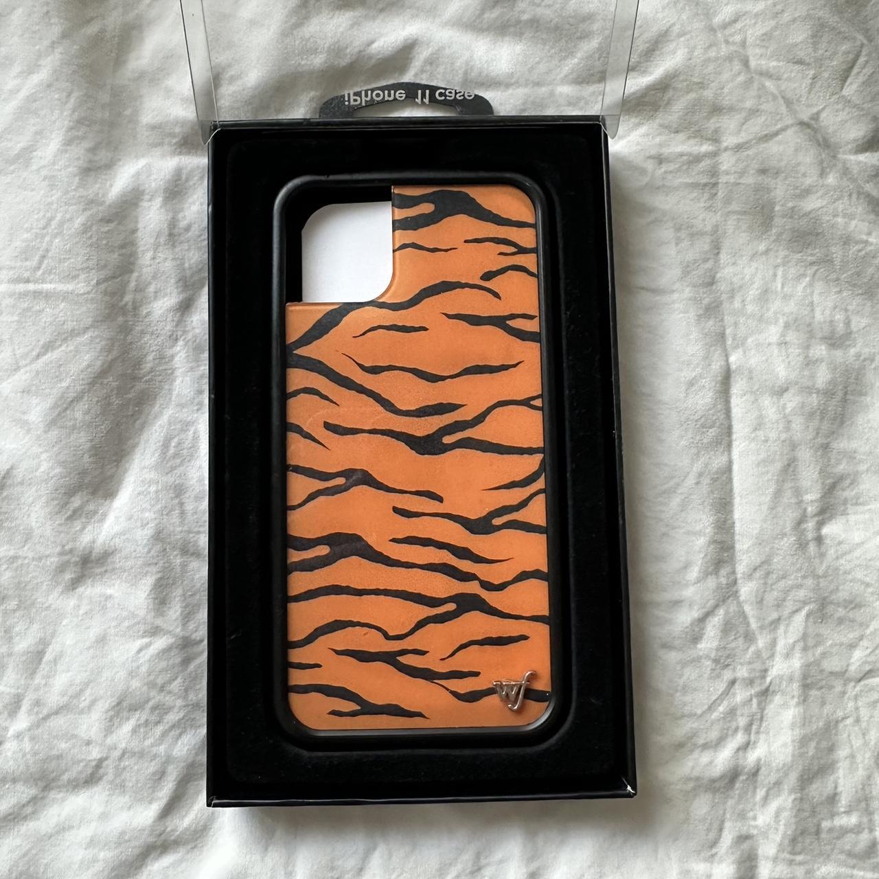 Wildflower Iphone 11 Tiger case, Comes in original...