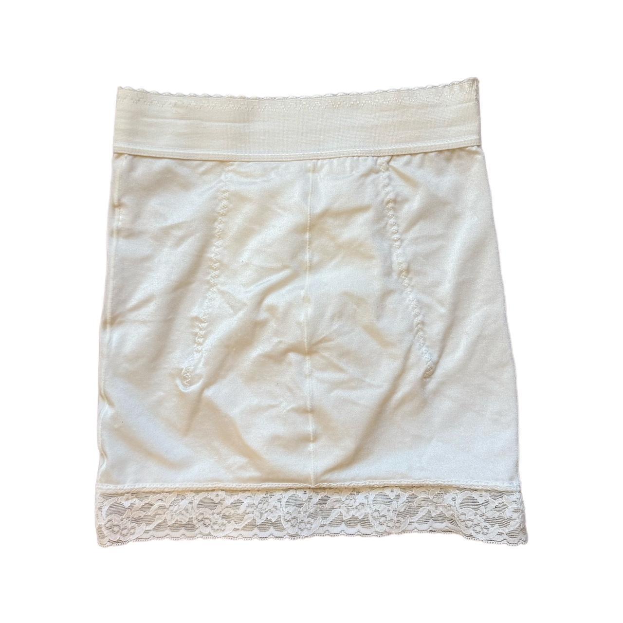 Women's Skirt - White/Cream - S – Vintage shape-w… - image 3