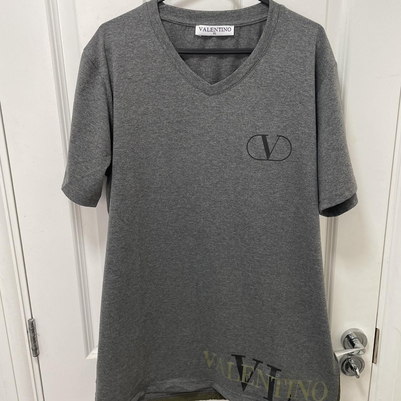 Valentino T-shirt Size XL Fits more like an L... - Depop