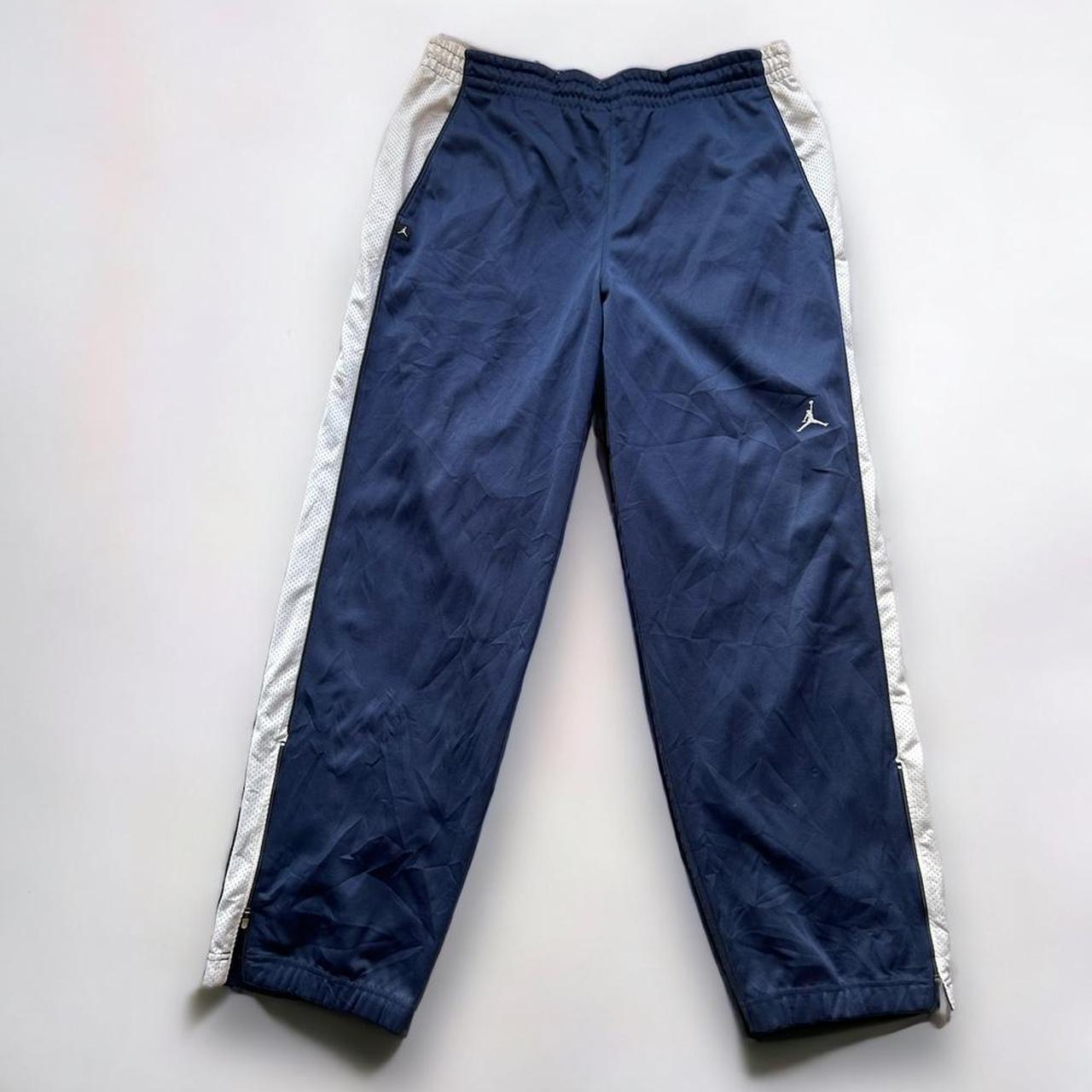 baggy joggers nike