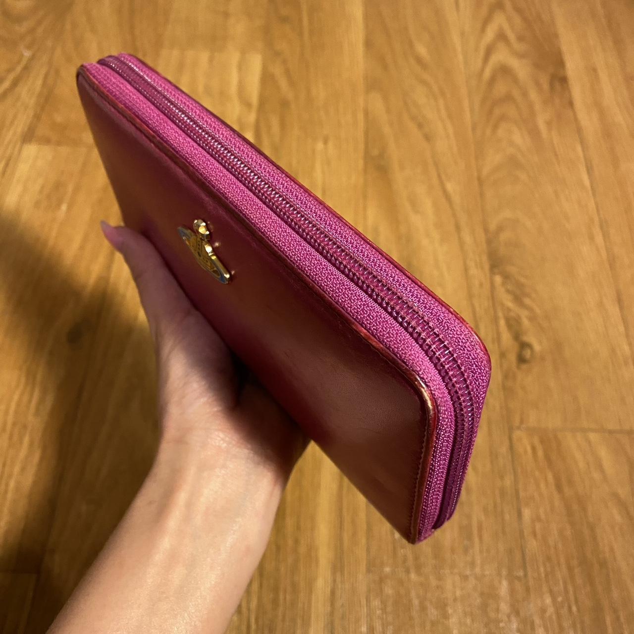 ★Vivienne Westwood★ Medium Zipper Wallet Pink 5107004JUS00 Vivienne Westwood Pink Leather Tri-Fold Wallet gold Orb