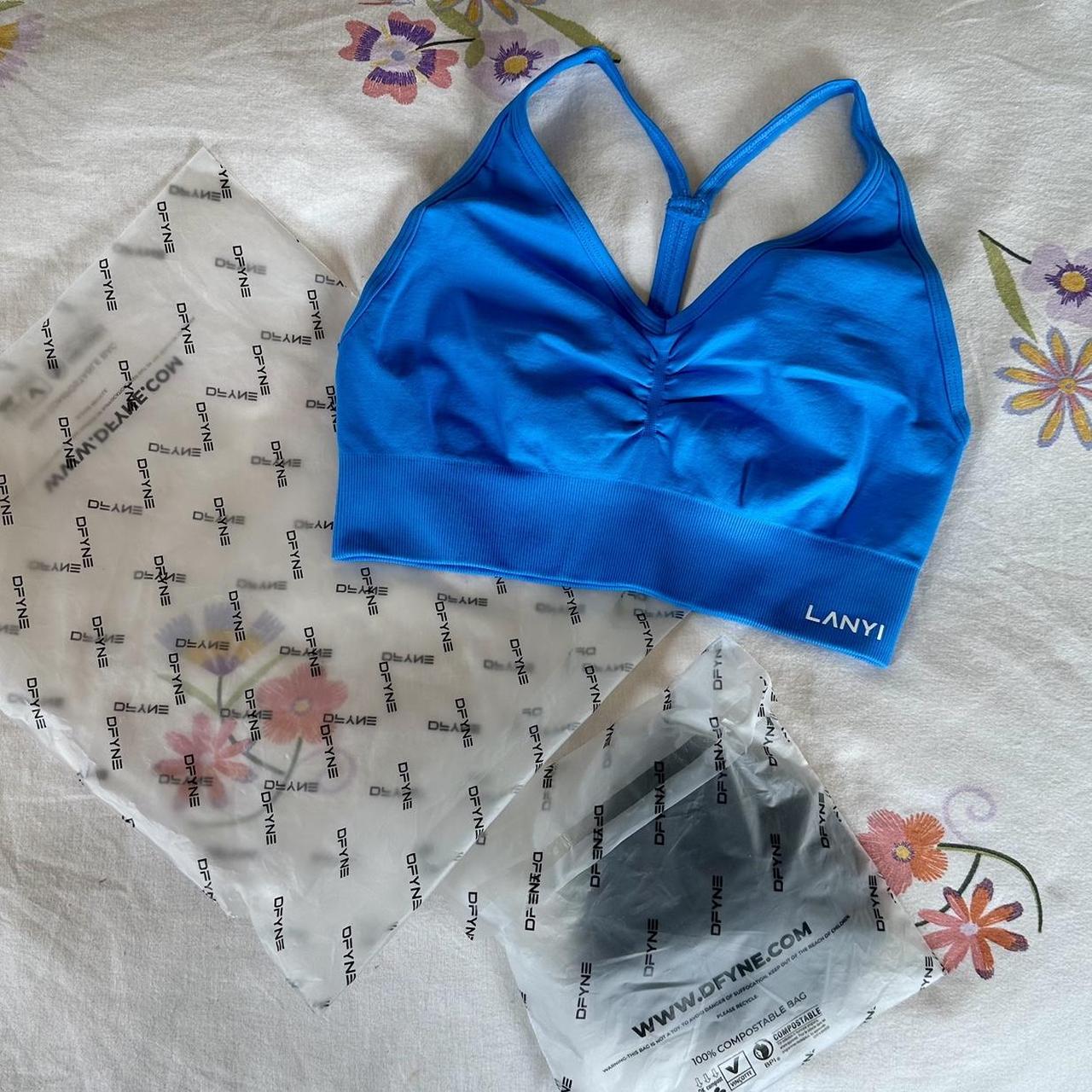 DFYNE Size Small S Lanyi Edit Scrunch Sports Bra in... - Depop