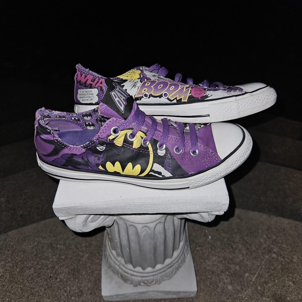 Purple low-top Batgirl Converse Size 8 A little worn... - Depop