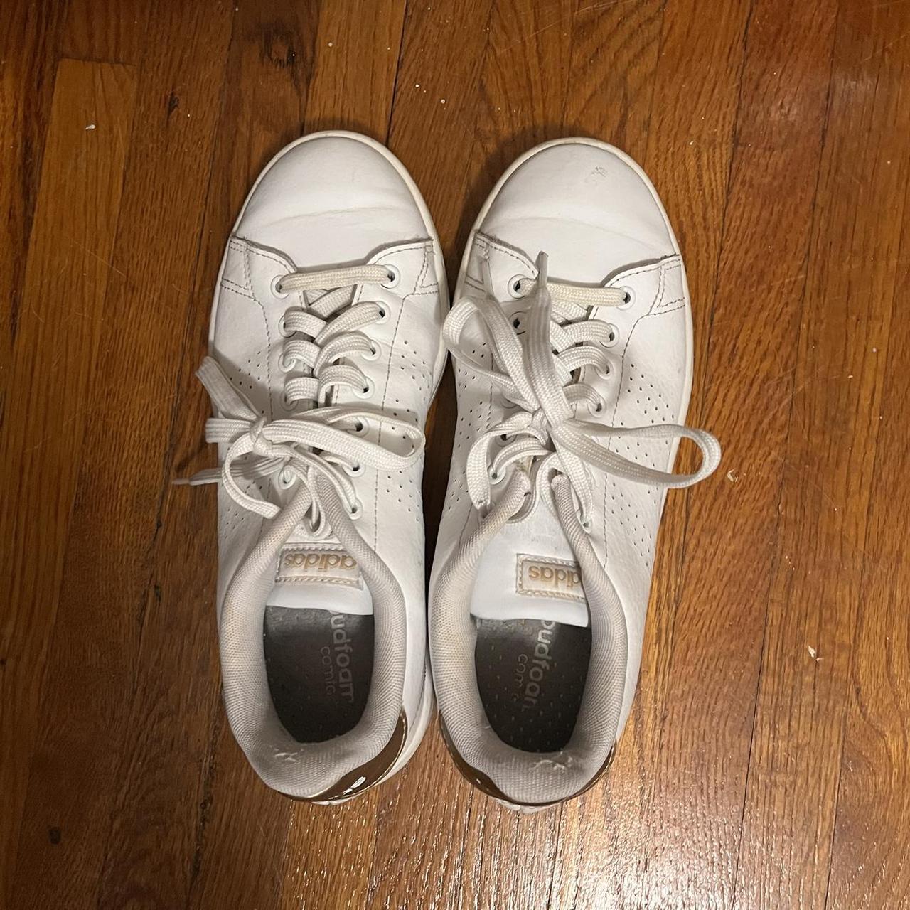 nike white and gold women's sneakers