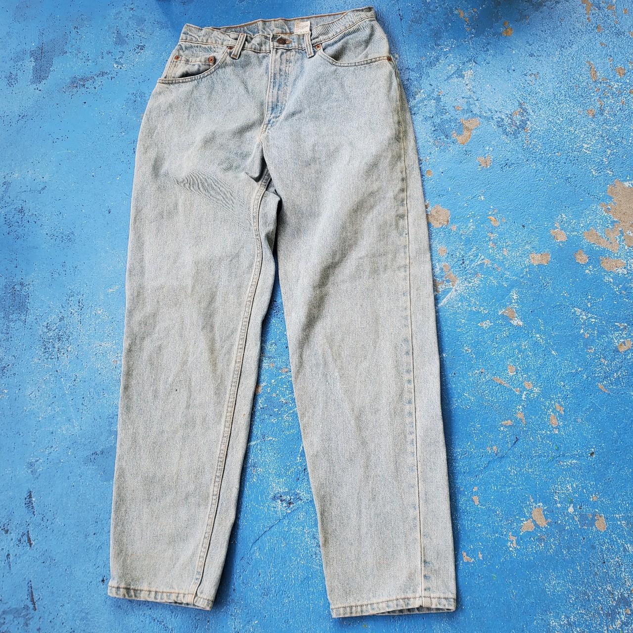 Levis vintage 32 x 32 560 lightwash jeans made in... - Depop