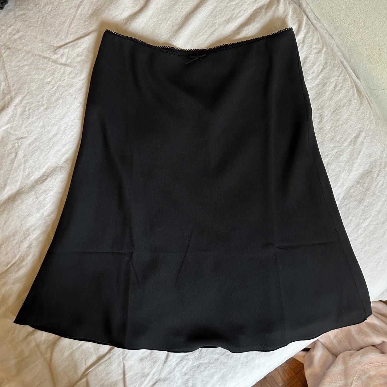 Danielle Guizio Women's Black Skirt | Depop