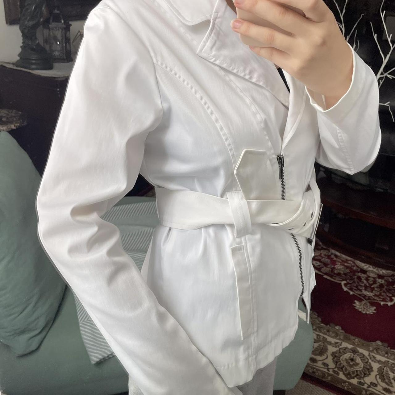 NWOT Elena Solano White Classic Edgy Blazer Short... | Depop