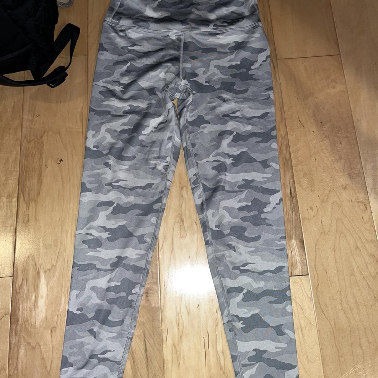 kyodan active camo leggings 🤍🩶 • best fits size M - Depop