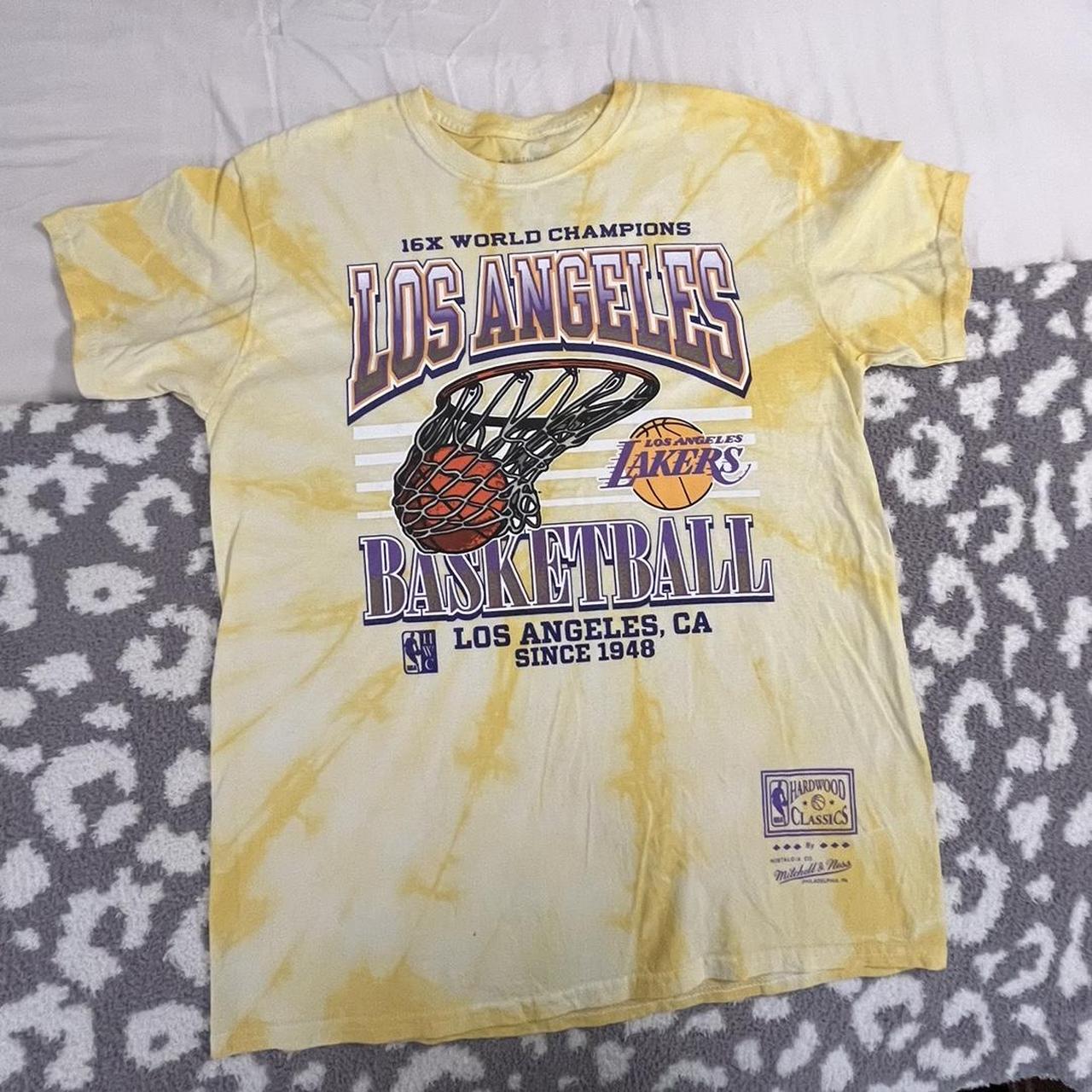 Los Angeles LA Lakers Basketball Warm Up Champion - Depop