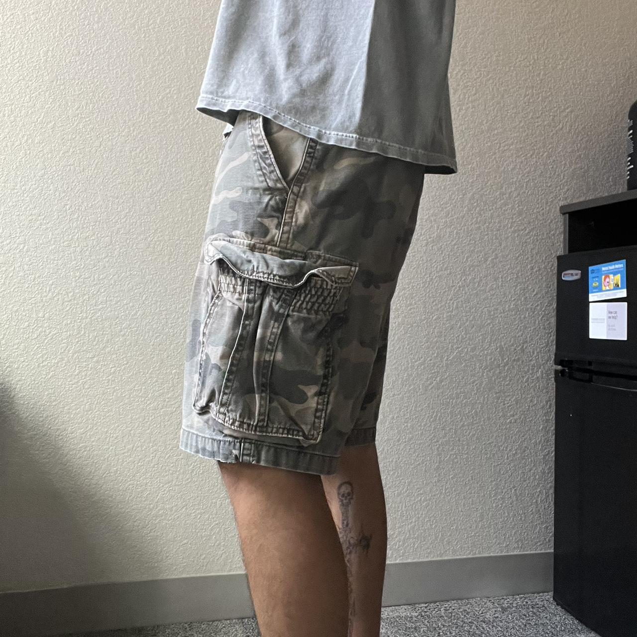 vintage faded glory camo cargo shorts 32"... Depop