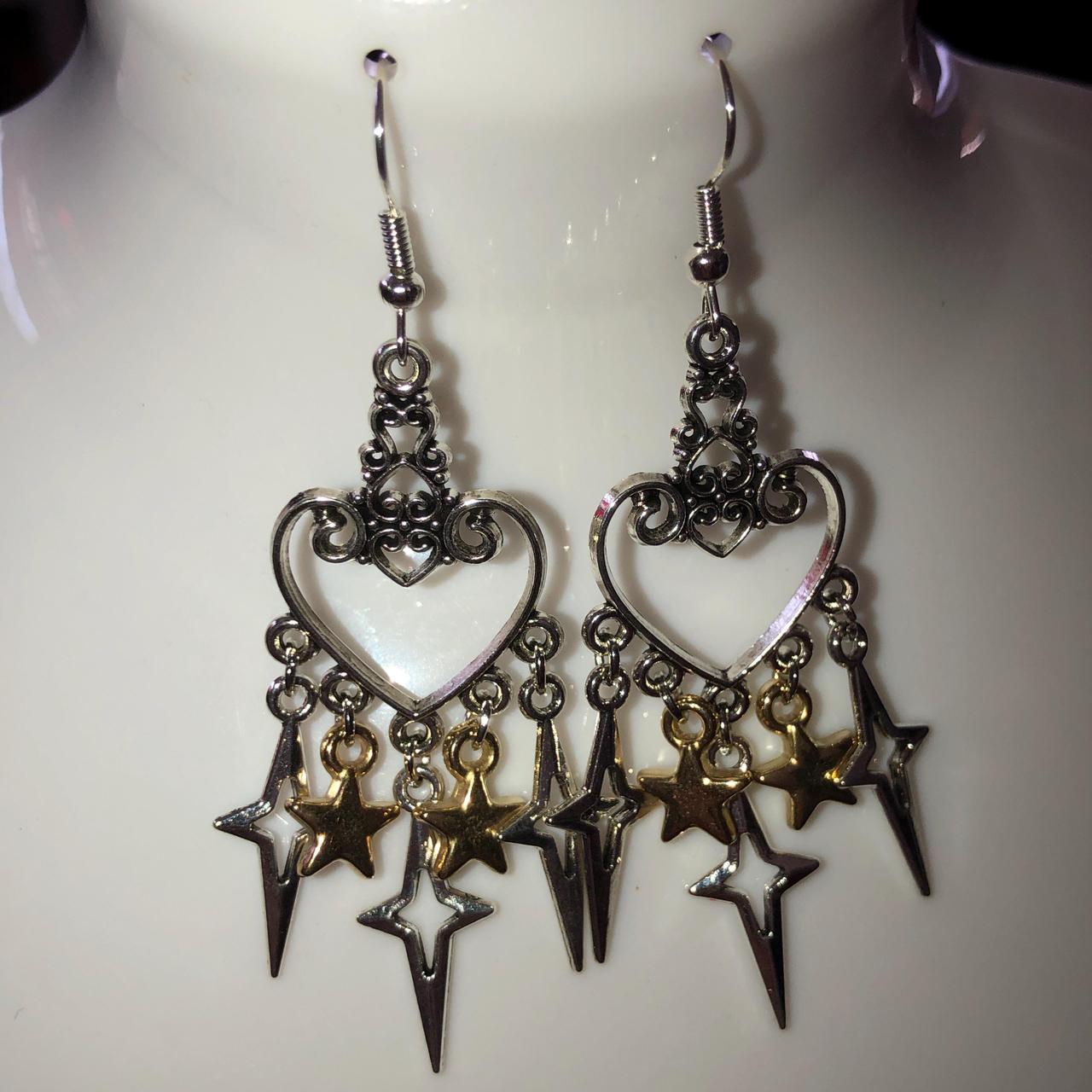 item listed by iheartstarr_