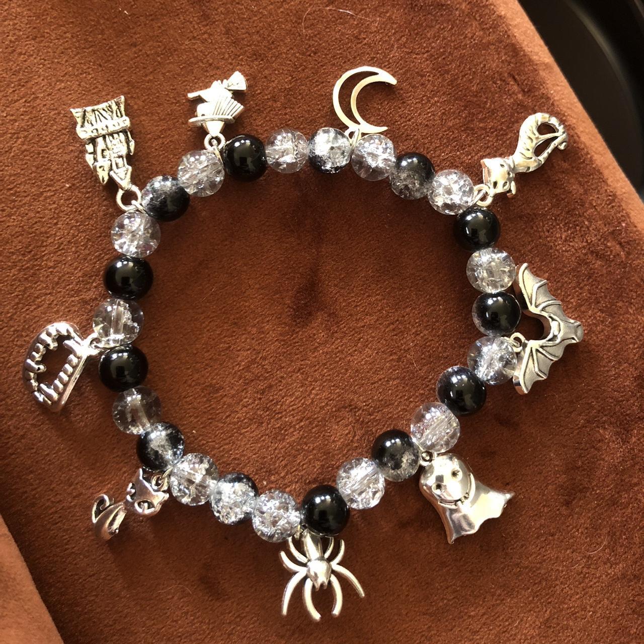 item listed by iheartstarr_