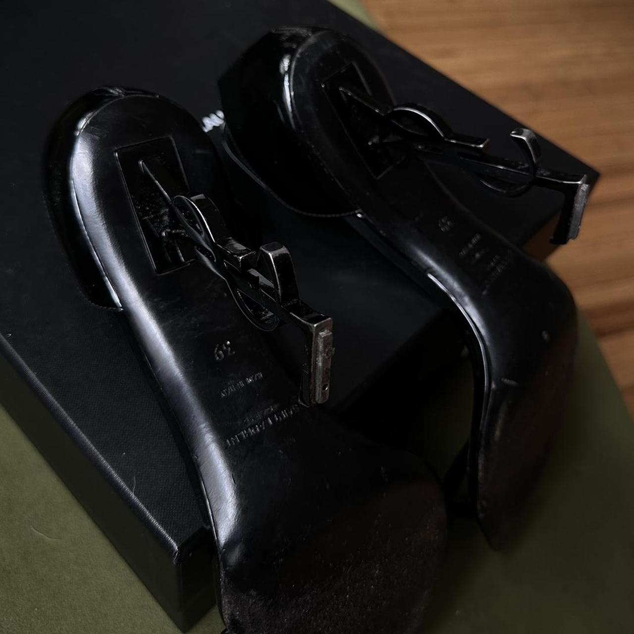 saint laurent signature court