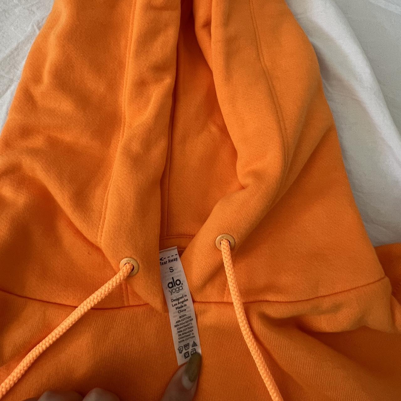 alo yoga bae hoodie size small good condition - Depop