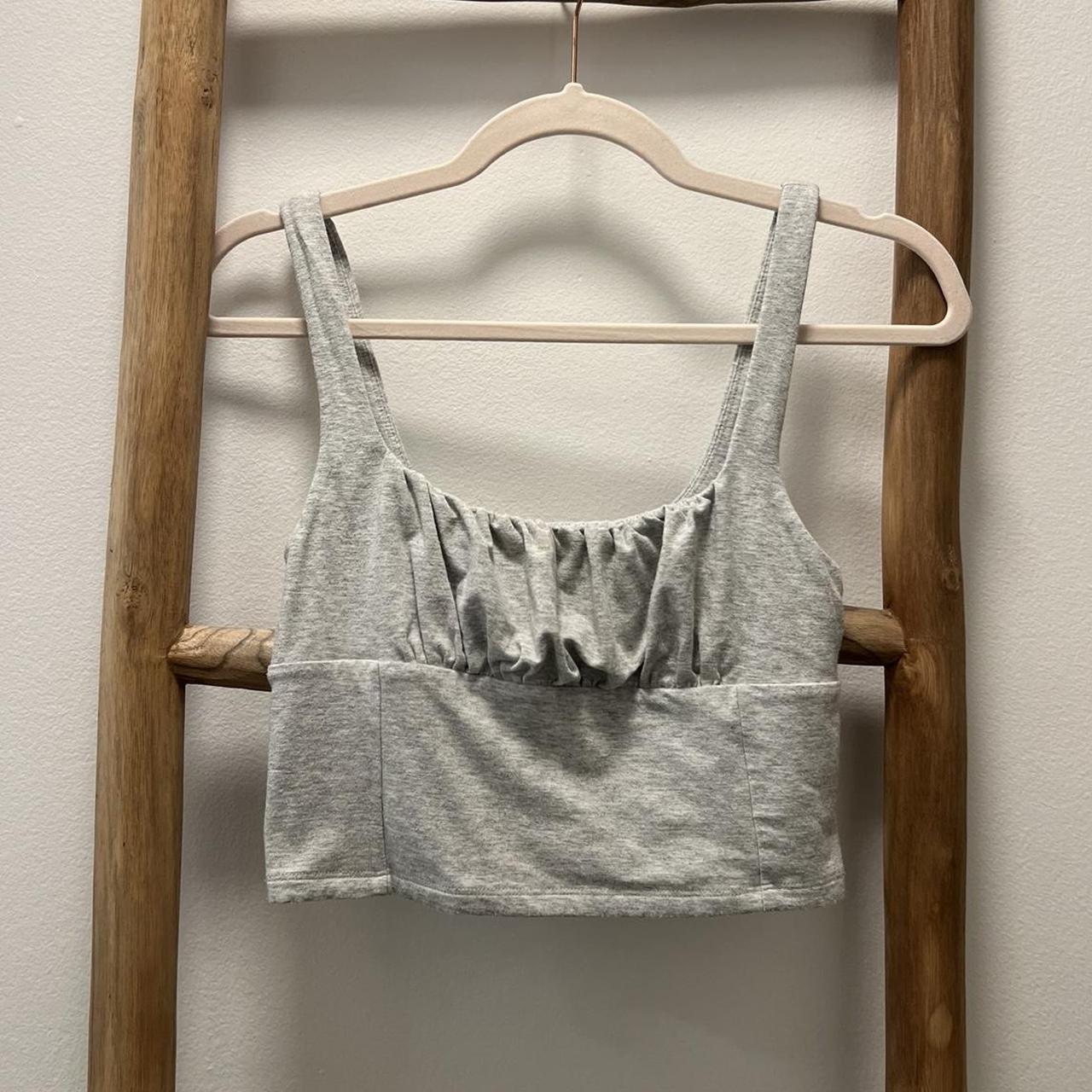 Aritzia Wilfred free orbit tank in grey. Extremely - Depop