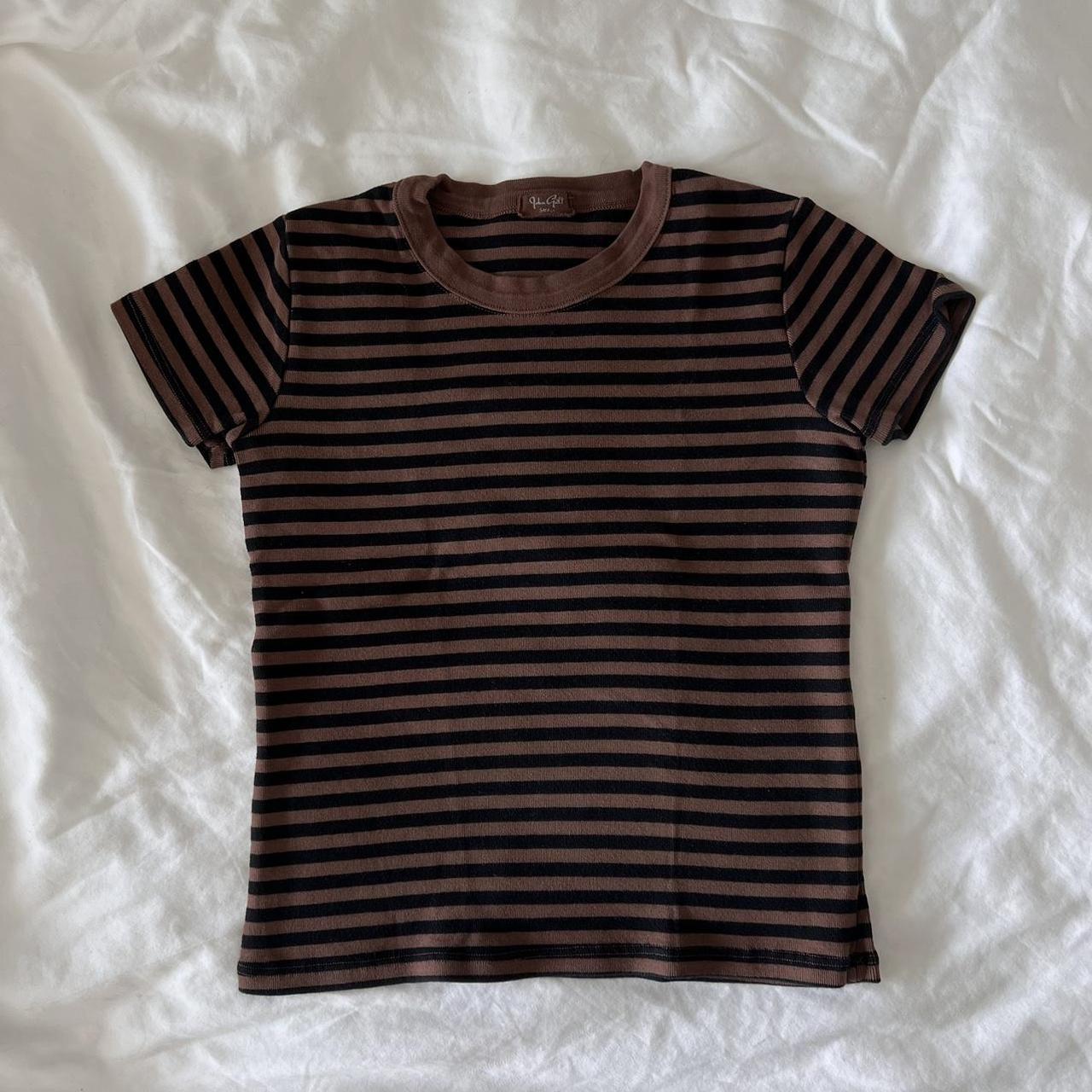 Brandy Melville Women's Brown and Black Tshirt Depop