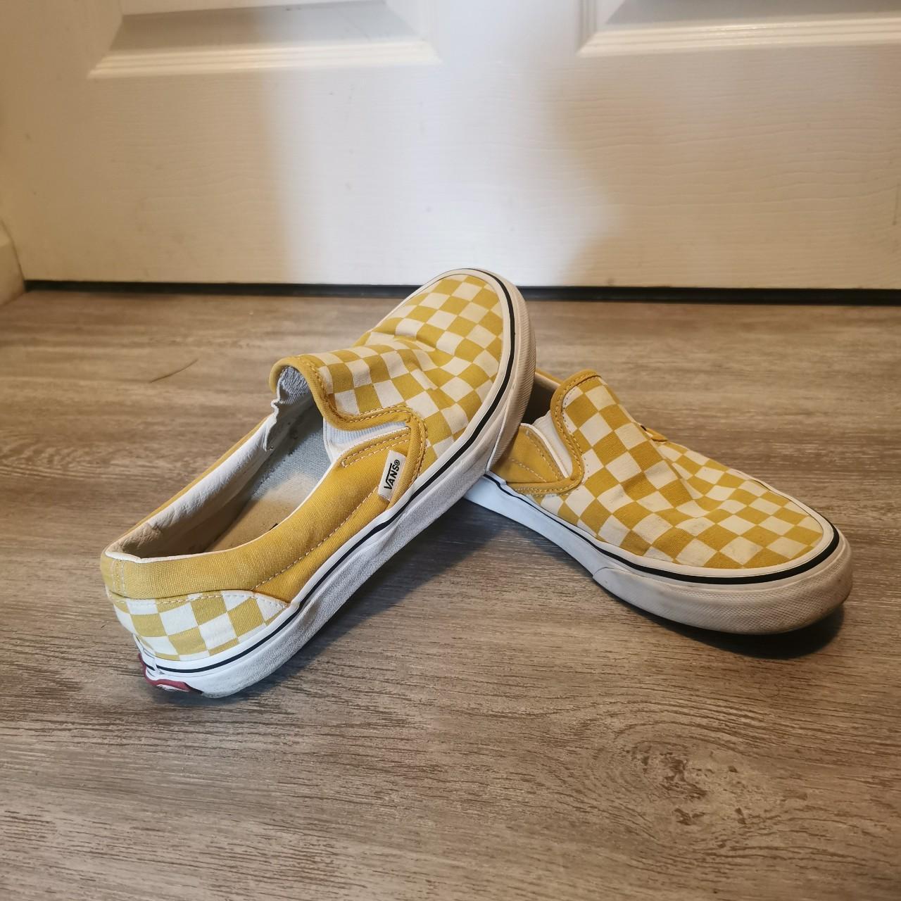 Vans white and yellow hot sale checkered