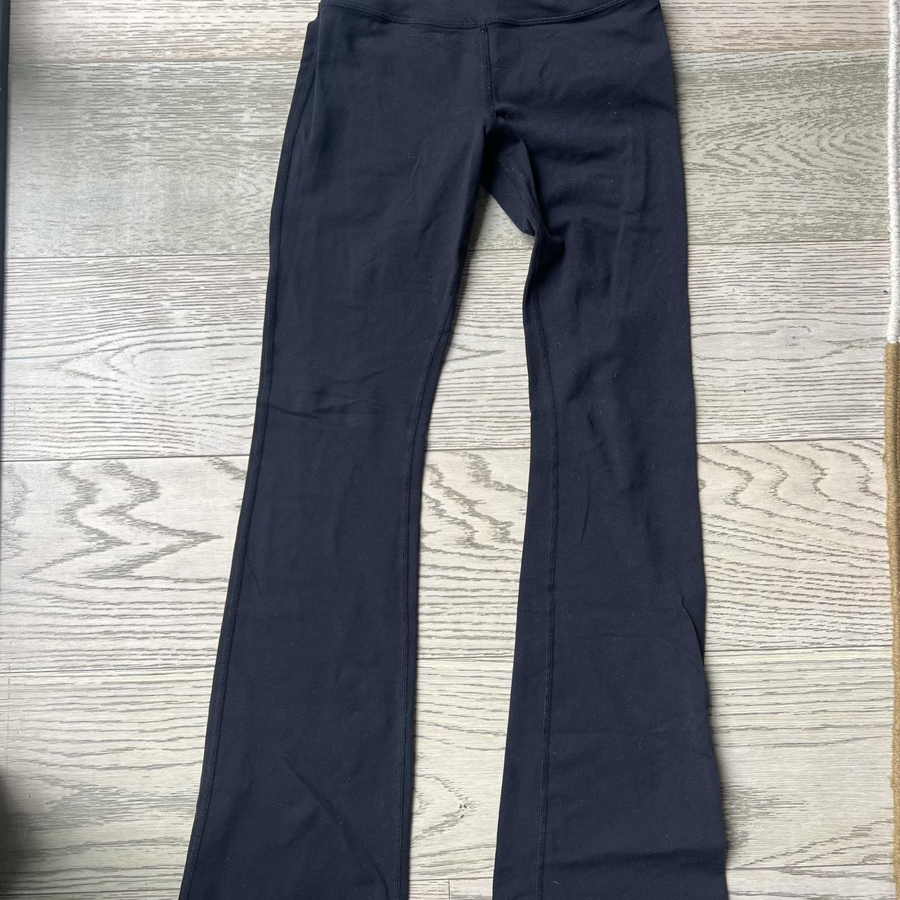Flare alo leggings Depop