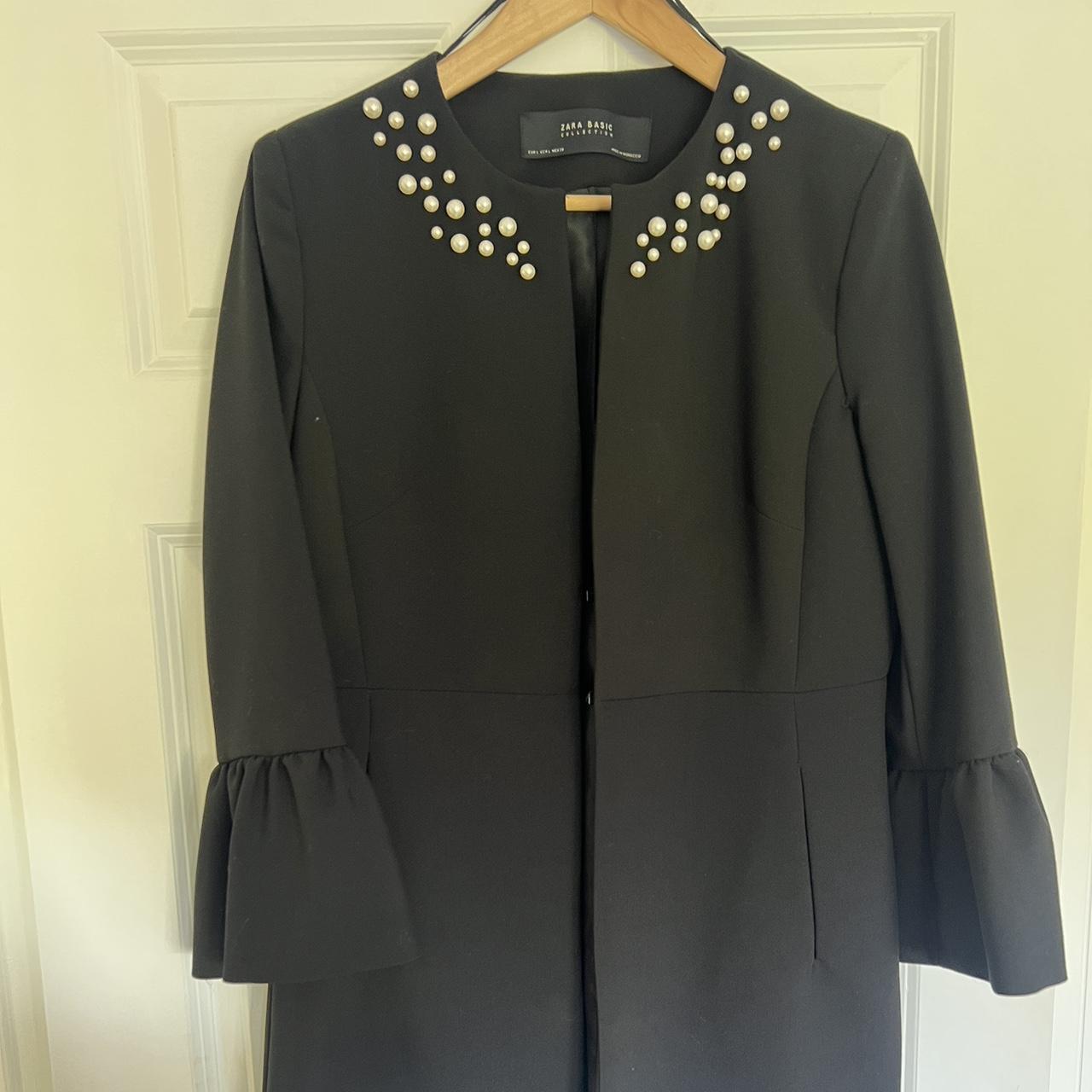 Zara top with pearl embellishment size L x✨