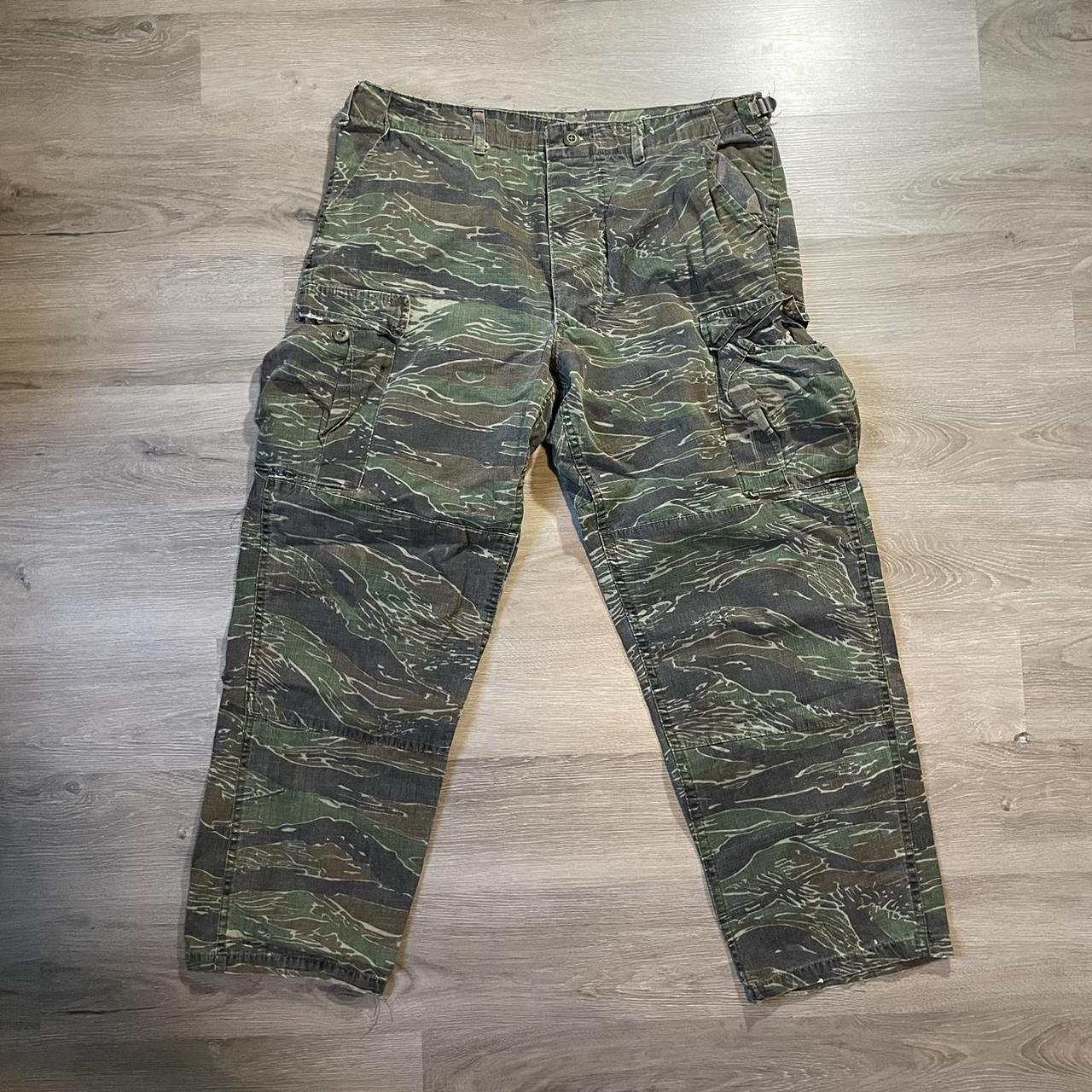 vintage military tiger camo cargo pants these pants... - Depop