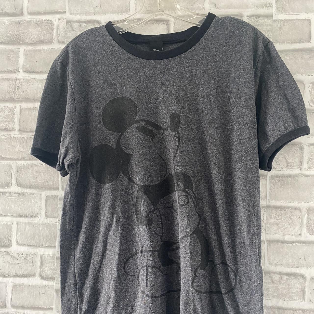 Disney shirt Have been worn True to size Size L - Depop