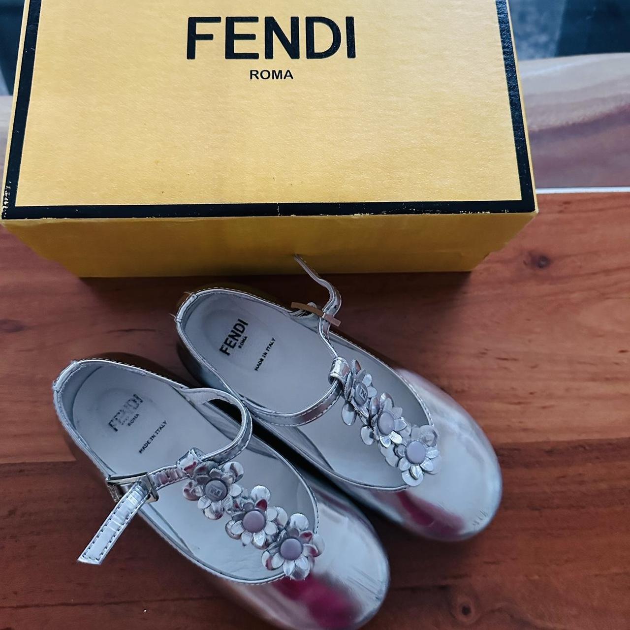 Kids fendi trainers online