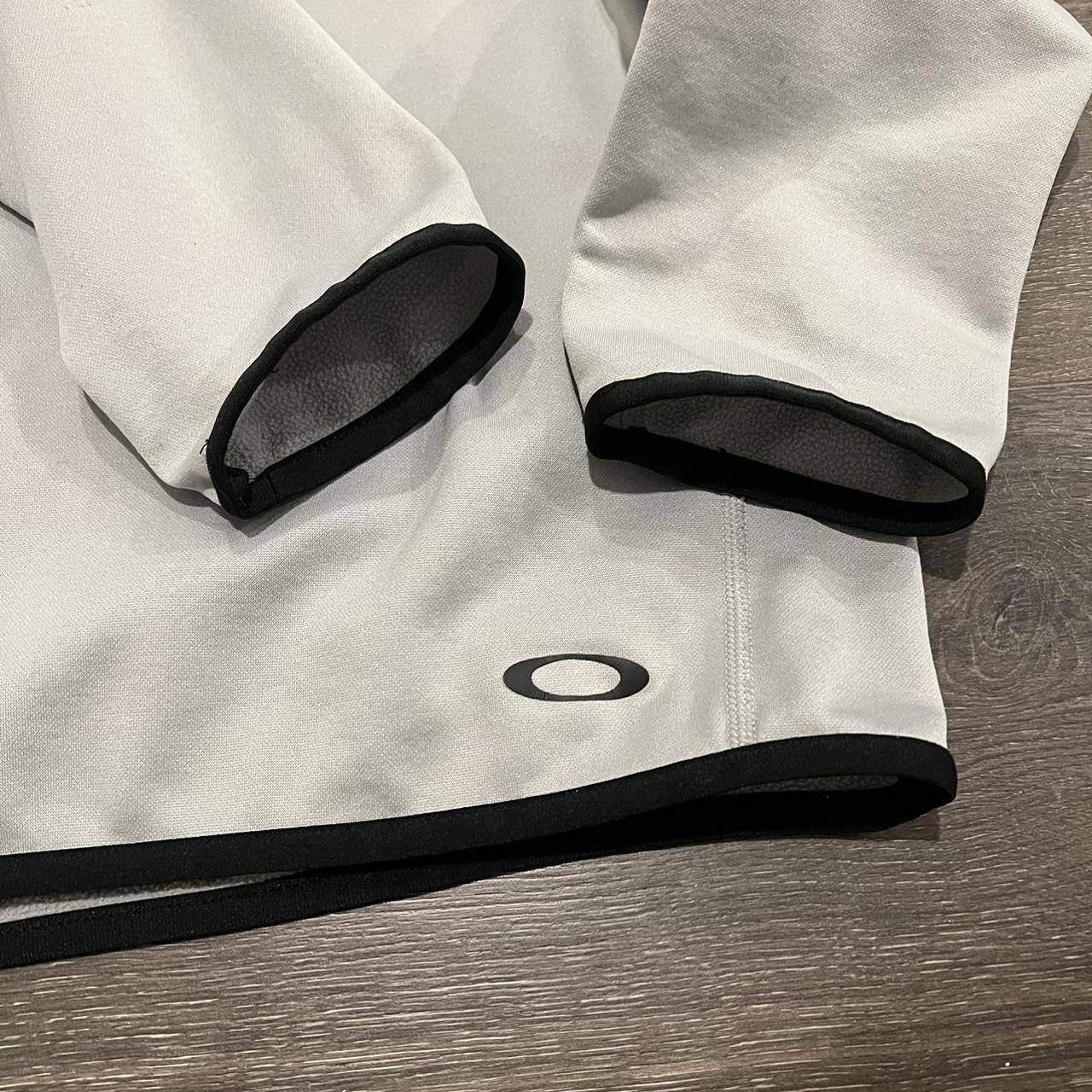 Mid 2000s Oakley Half Zip Up Fleece Excellent - Depop