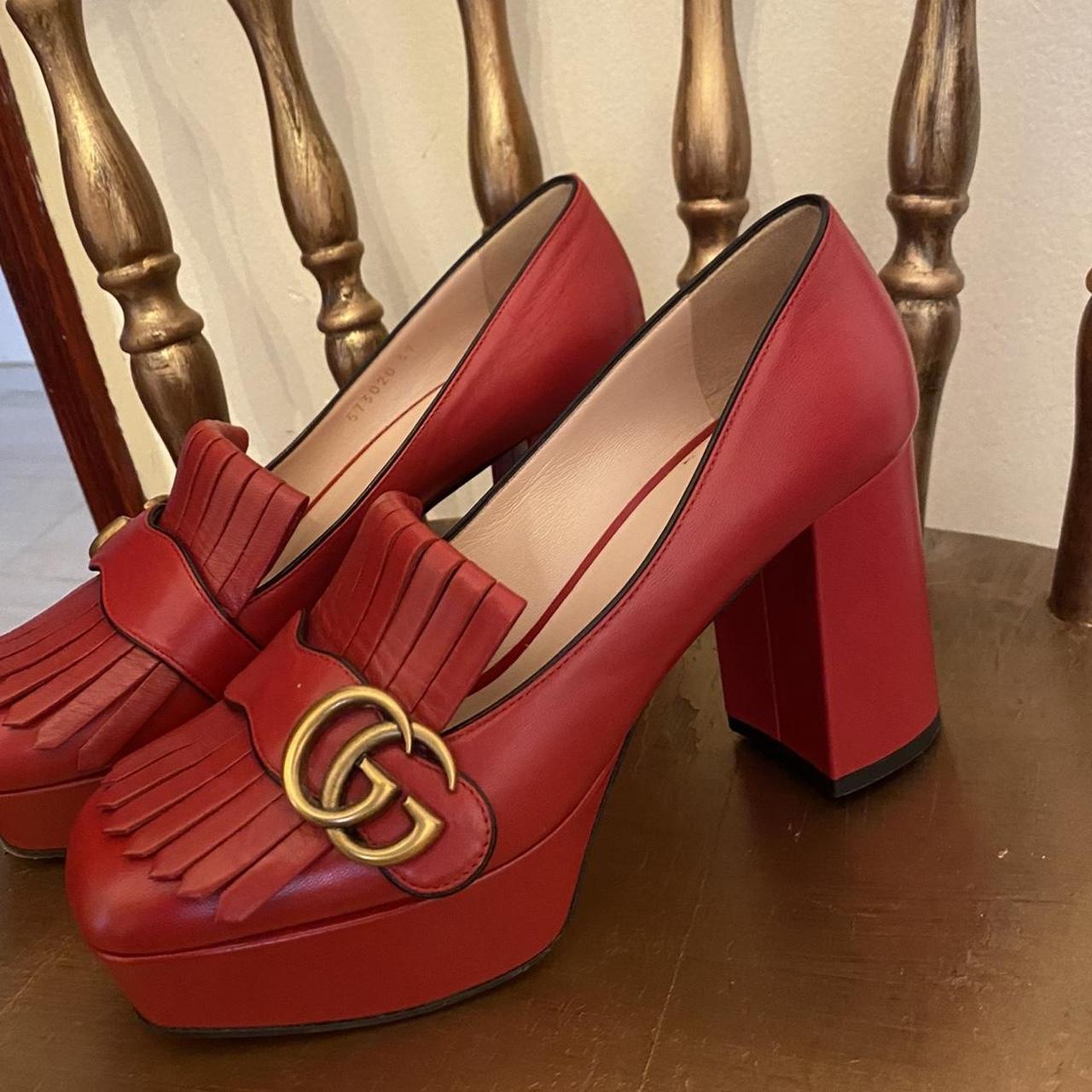 Gucci marmont kiltie online platform pumps