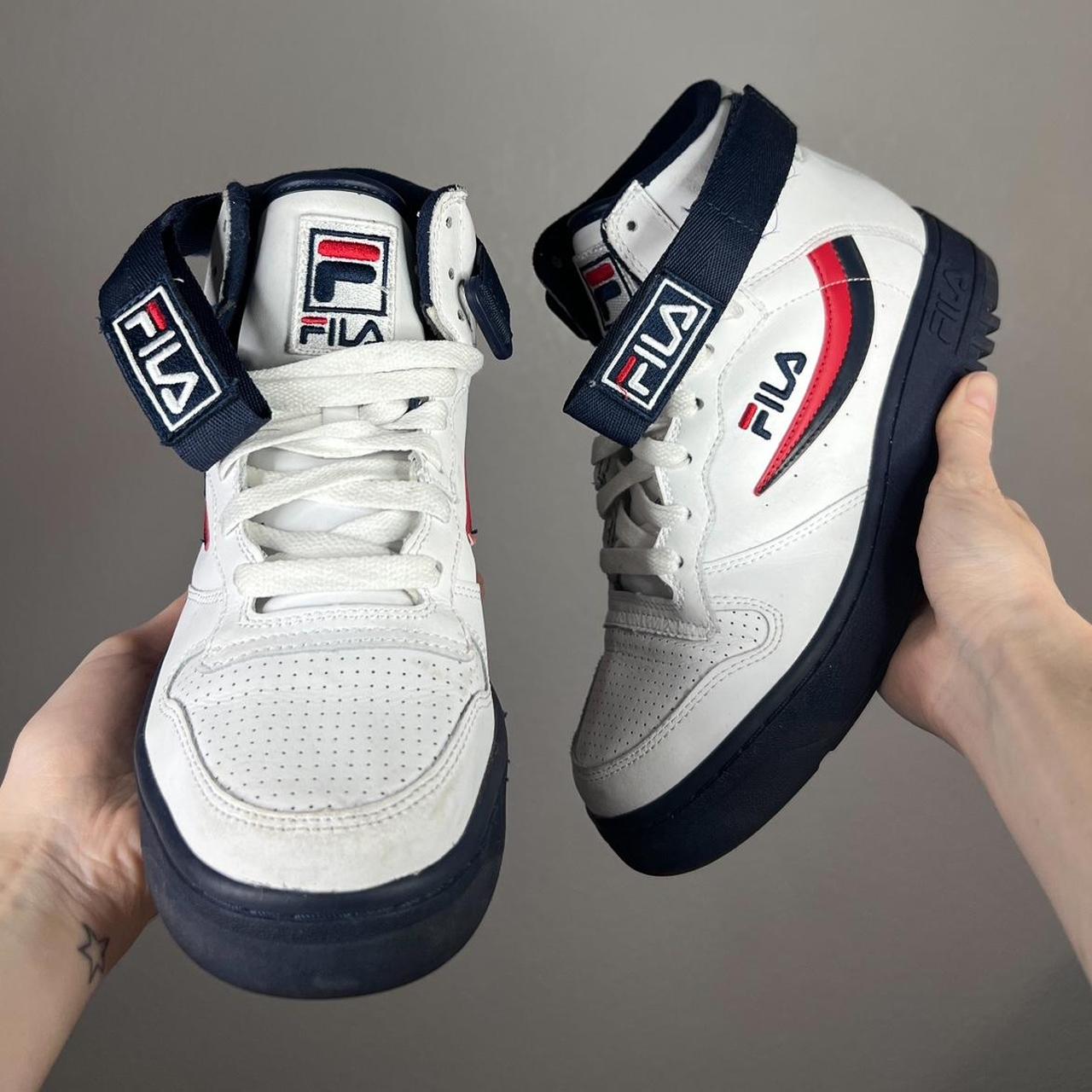 High top fila hot sale with strap