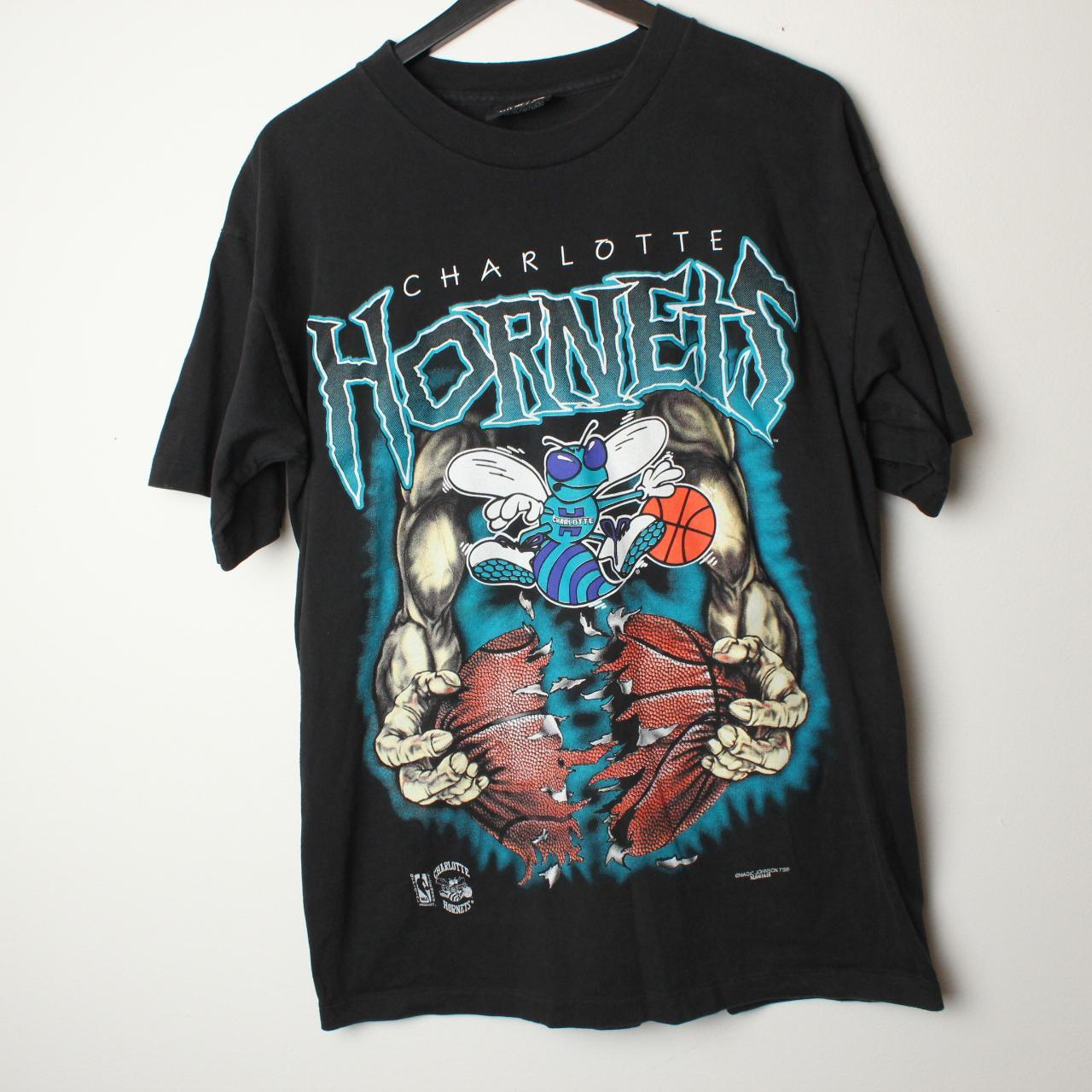 Charlotte Hornets 90's Vintage NBA T-Shirt - T-shirts Low Price